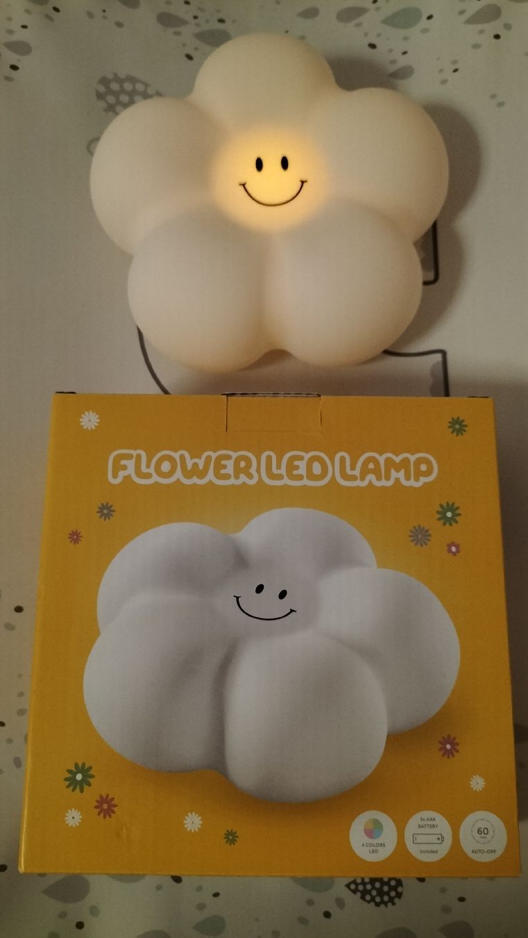Lampen: LED flower lampe / lampe LED fleur – Neu und originalverpackt aus Morges von Naydeimy1731 2
