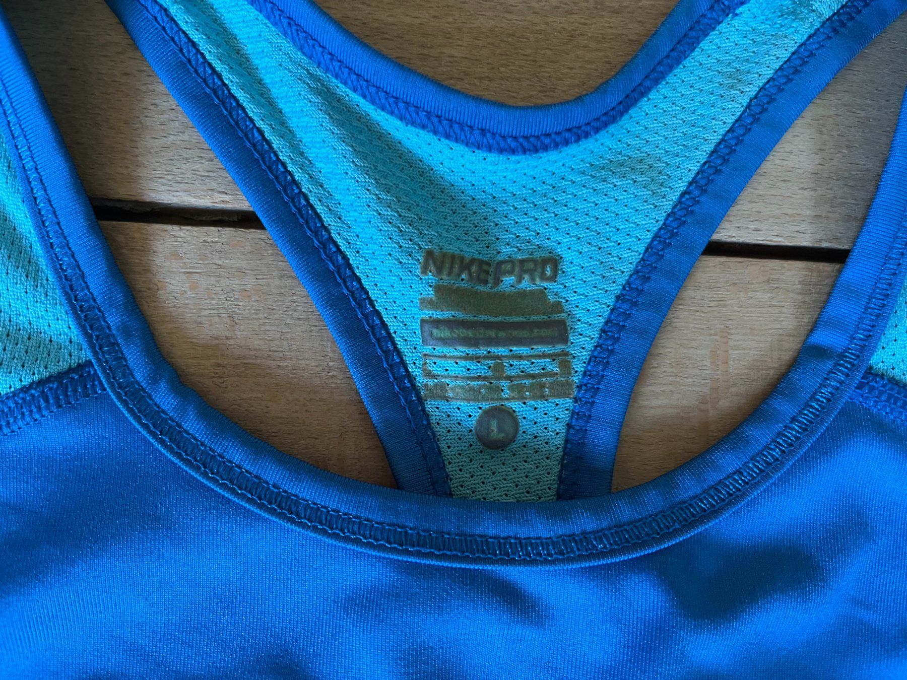 Nike Tops: NIKE PRO Sport-BH Top – Gebraucht aus Zürich von its-love 1
