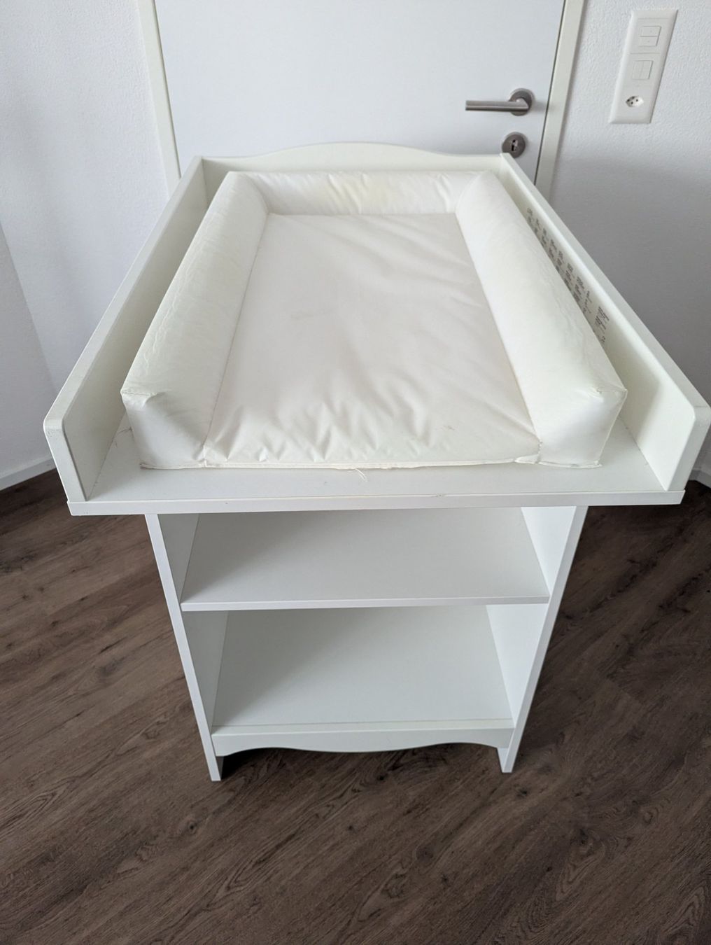 Ikea Fasciatoi & Accessori: Table à langer avec commode et matelas – Usato da Brügg BE venduto da Bidou44