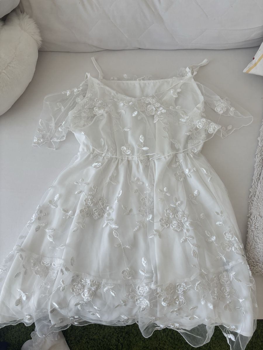 Kleider: Weisses Sommerkleid – Neu (gemäss Beschreibung) aus Arbon von Ursula_566 1