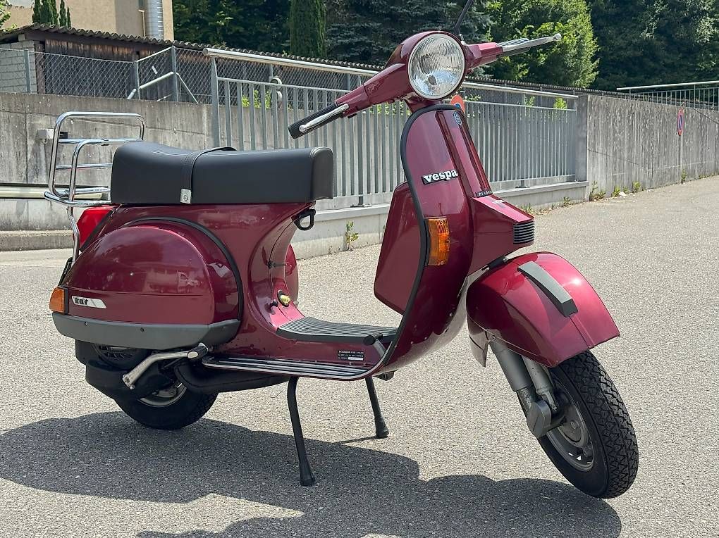 Vespa Scooter: Vespa PX 125 E 7600km! – Usato da Worb venduto da Peppebatta