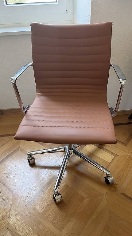 Stühle: Designer Office Chair  Cognac Leather & Chrome – Gebraucht aus Zürich von Qualitaetsexperte. 3