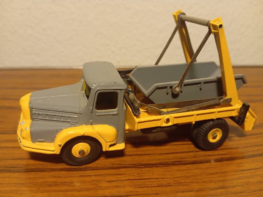 Dinky Toys Modellautos: Dinky supertoys mulden llaster – Gebraucht aus Basel von Petergunn