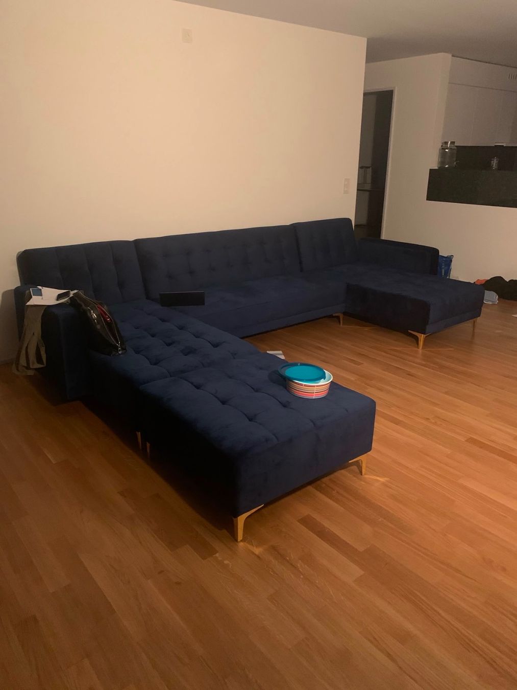 Beliani Divani: Navy Blue Sofa by Beliani (Great Condition) – Usato da Zürich venduto da iva_7mx7