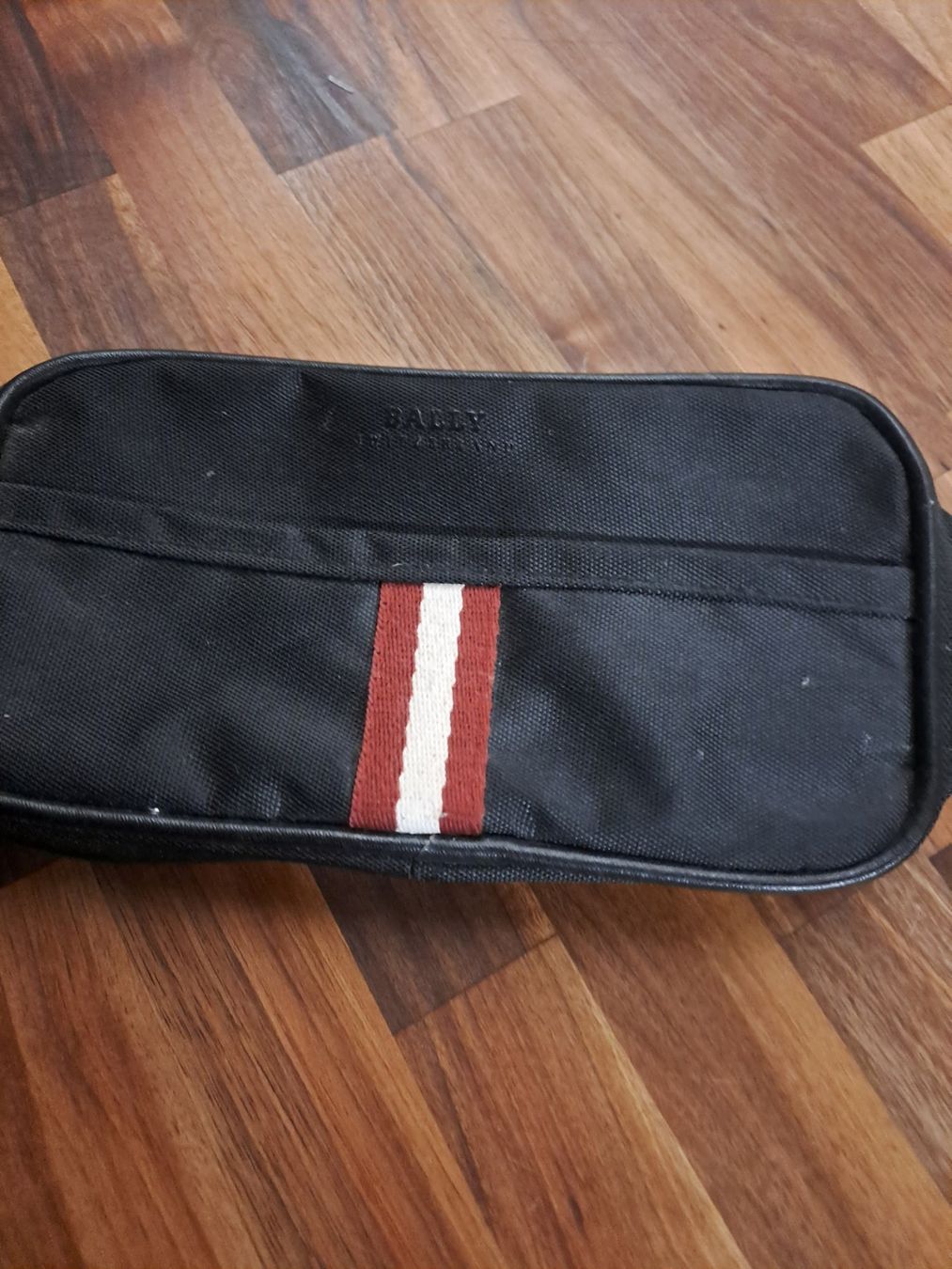 Bally Trousses de maquillage: Bally Necessaire – D'occasion à Emdthal par kasira