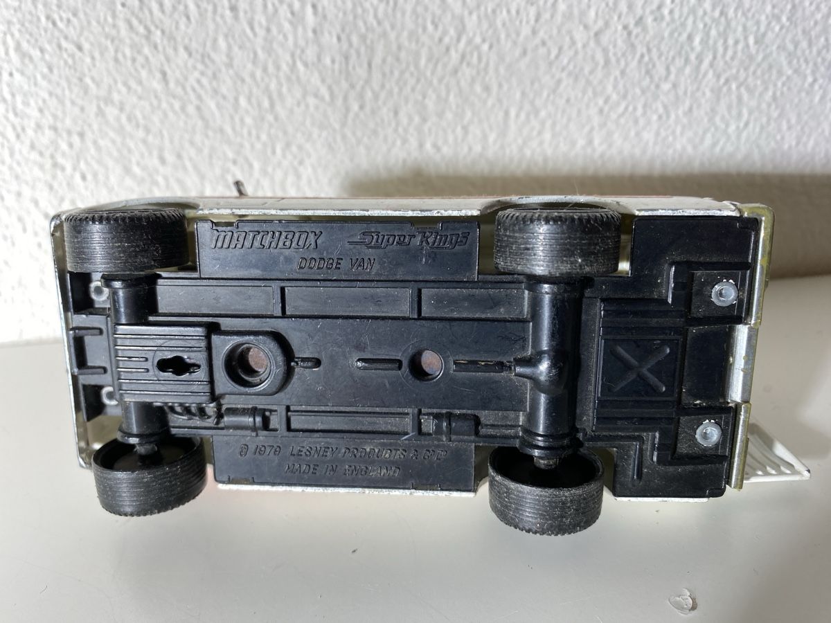 Matchbox Modellautos: Matchbox Dodge Van – Gebraucht aus Winterthur von ben_9vxx 4