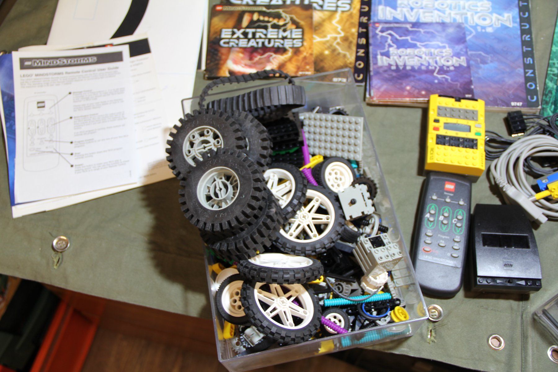 Technics Kit di costruzioni: LEGO MindStorms, Creatures 9732, Robotics 9747, Robo 9730 – Difettoso da Belp venduto da Tomsek 6