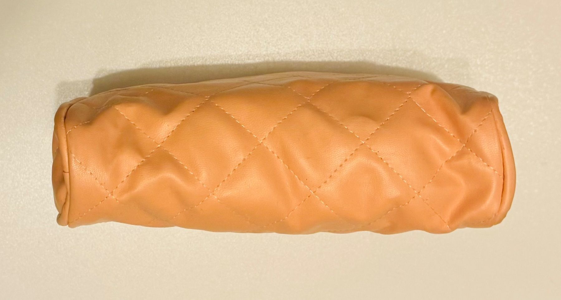 Custodie per cosmetici: Trousse by LILITH CALLAGHAN, couleur pêche – Nuovo (secondo la descrizione) da Genève venduto da Murmurs 6