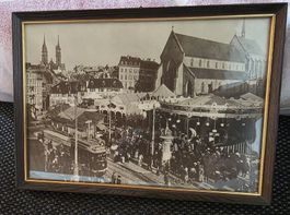 Schwarz -Weiss Foto Historisch Barfüsserplatz Herbstmesse BS