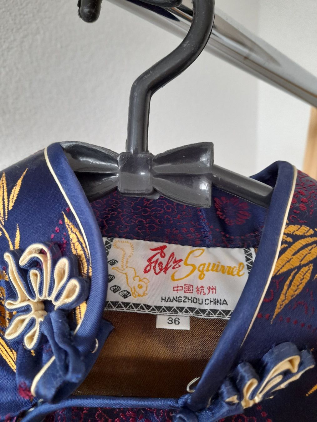 Kleider: Robe style chinois – Gebraucht aus Mont-sur-Lausanne von Pioutch 1