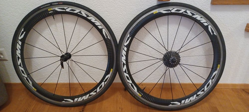 Paire De Roues Mavic Cosmic – 28 Pouces – 9 Vitesses – Aluminium – France 1994 – Occasion