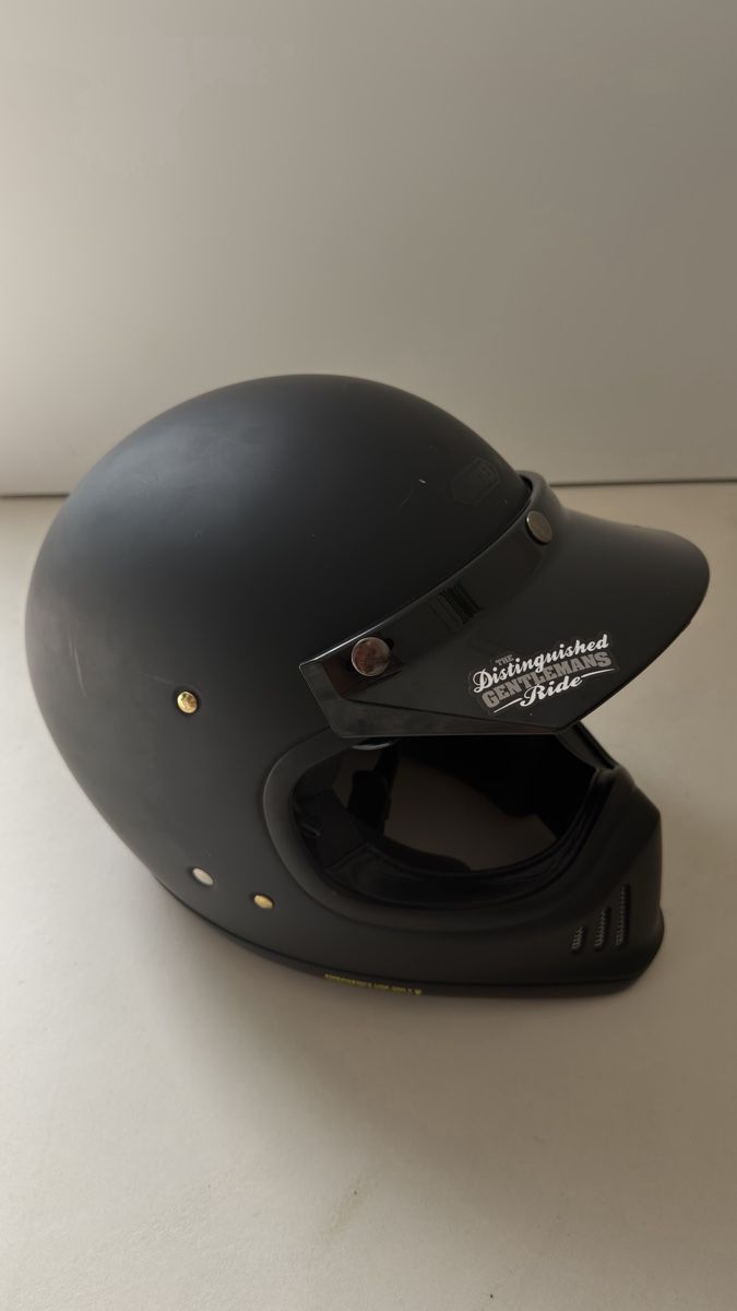 Shoei Helme & Visiere: Shoei Helm EX-Zero schwarz – Gebraucht aus Dietikon von cubalibrez01