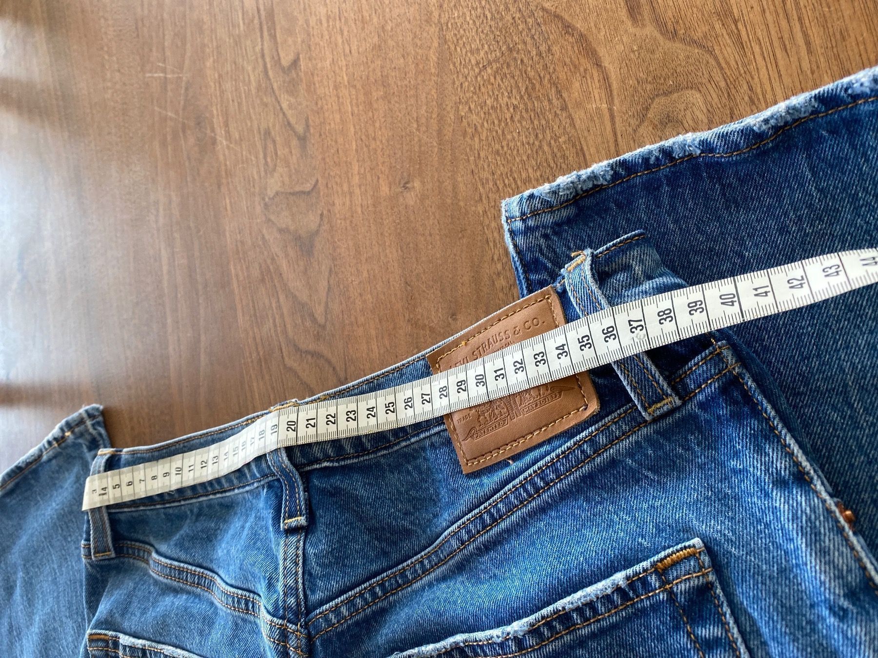 Levi's Jeans: Levi’s Jeans Gr. 40 – Usato da Stäfa venduto da 6senses 4