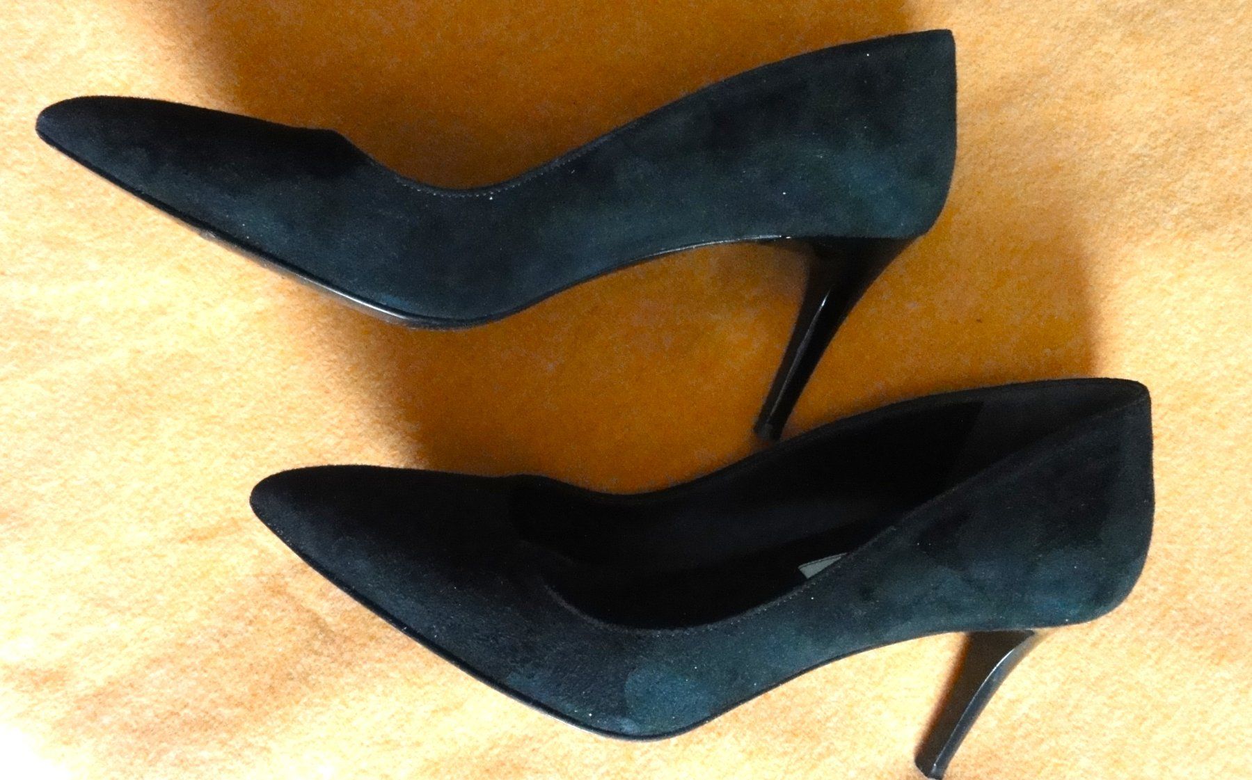 Scarpe da donna: Echtleder Pumps, schwarz, GR 37 – Usato da Samedan venduto da chickenrun01 2