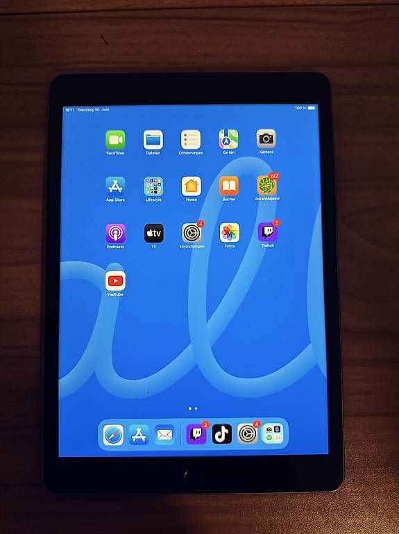 Apple Tablet PC: Apple iPad 9 Generation neuwertig – Nuovo (secondo la descrizione) da Zürich venduto da Mensin_Menili 1
