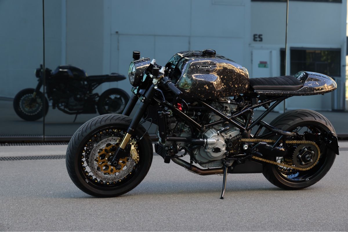 Ducati Strada: Ducati Monster S4R  Einmaliges Unikat – Usato da Thalwil venduto da Nogas 1