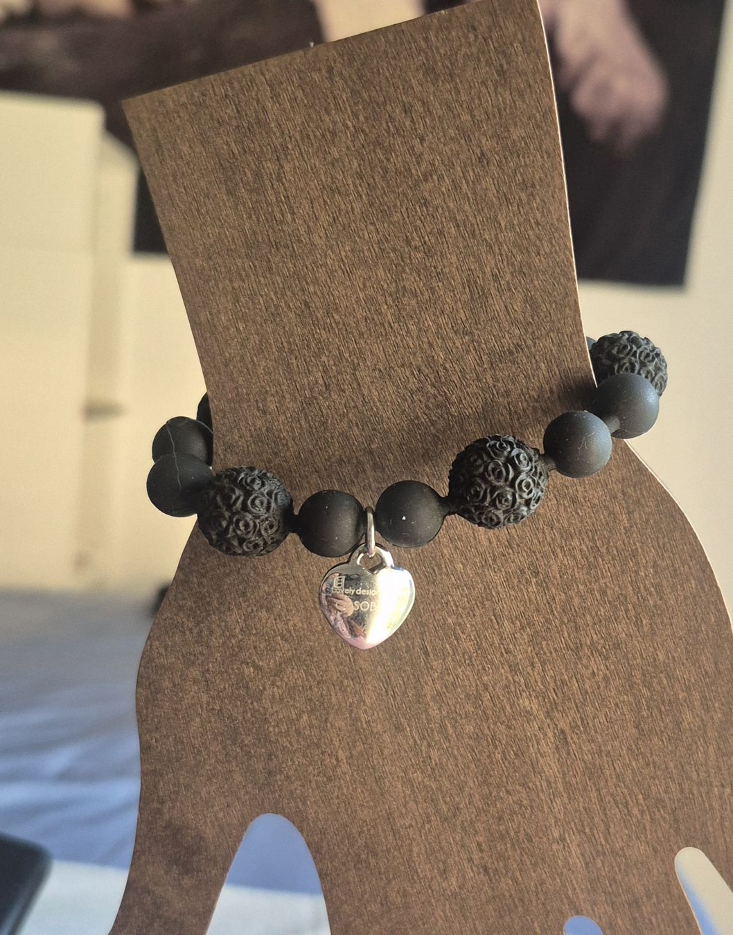 Bracciali & Braccialetti: Bracciale Ops Objects con ciondolo a cuore  – Usato da Giubiasco venduto da Stefaniav 2