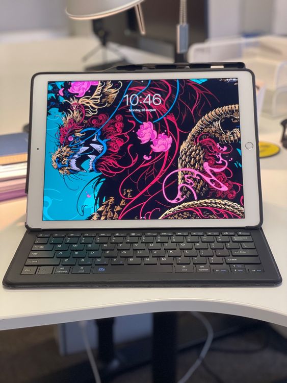 iPad Pro 12.9 A1584. 32Go. Excellent état + clavier Kaufen auf Ricardo