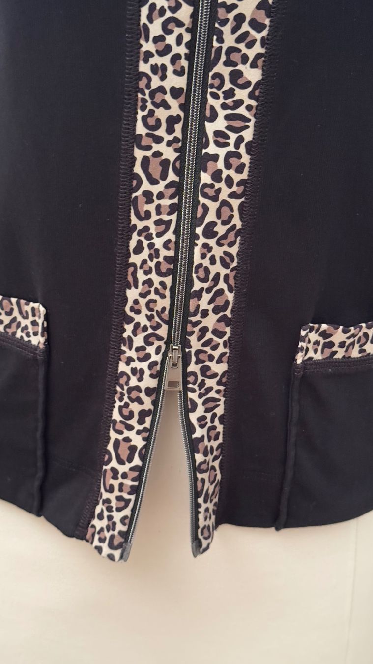 Marc Cain Jacken: Shirt-Jacke mit Leo von MarcCain – Neu (gemäss Beschreibung) aus Mörschwil von Mirka019 3