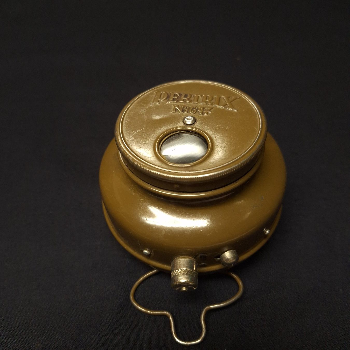 Lampen: Versand möglich! Alte Taschenlampe Petrix 647 – Gebraucht aus Winterthur von Goldpipau