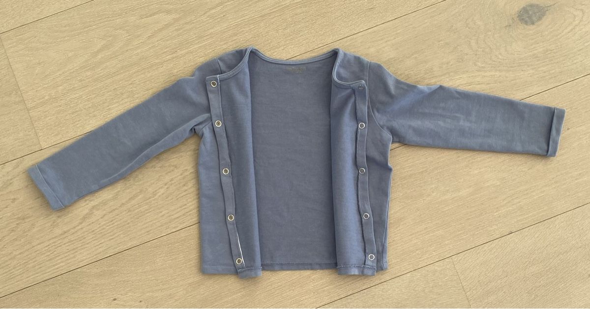 Altro abbigliamento per bambina: Weste vertbaudet 104cm/4a – Usato da Hofstetten SO venduto da ani_55wx 2
