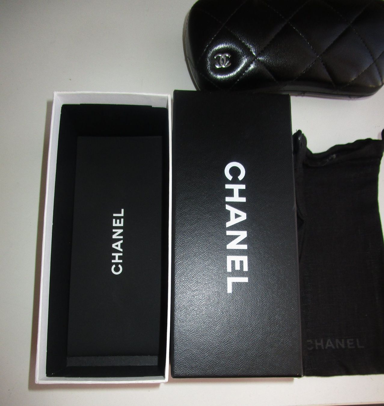 Chanel Sonstige Kleidung & Accessoires: Chanel Brillenetui neu – Gebraucht aus Wädenswil von Freizeitspass11 3