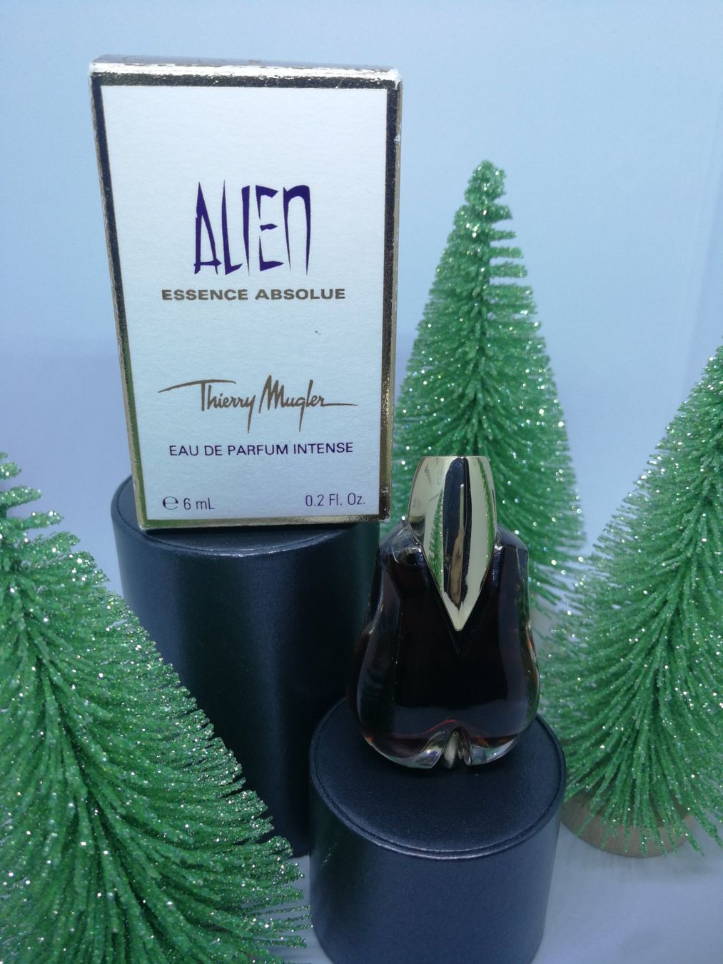 Mugler Parfum & Eau de Toilette: Thierry Mugler Alien essence absolue  miniature – Neu und originalverpackt aus Romanel-sur-Lausanne von  1
