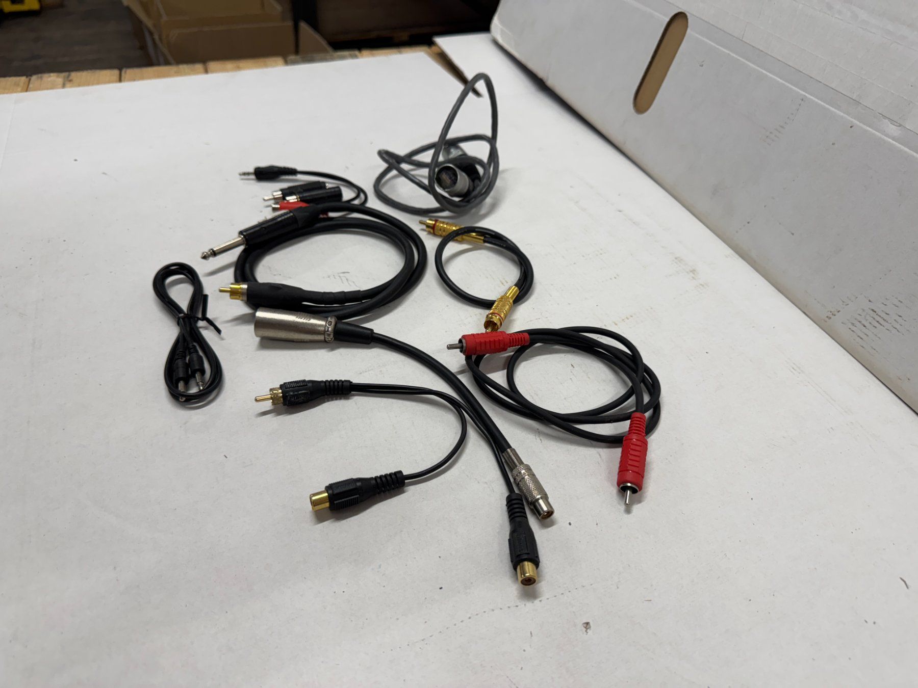 Laufwerke & Adapter: Set aus diversen Adaptern / Adapterkabel (C333) – Gebraucht aus Däniken SO von Profog1 3