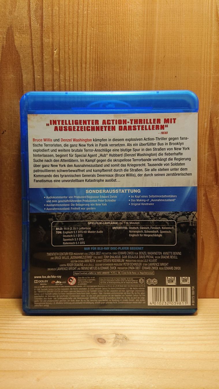 Tutti i DVDs: AUSNAHMEZUSTAND Blu-Ray mit Denzel Washington – Usato da Wilderswil venduto da Exebub 1