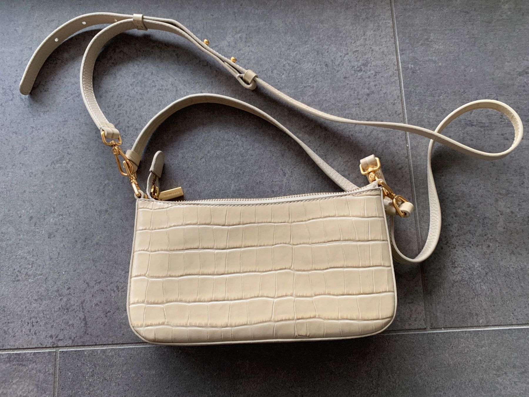 Coccinelle Borse da donna: Coccinelle Tasche, hellbeige, neuwertig! – Usato da Bonstetten venduto da cerberusdvd 2