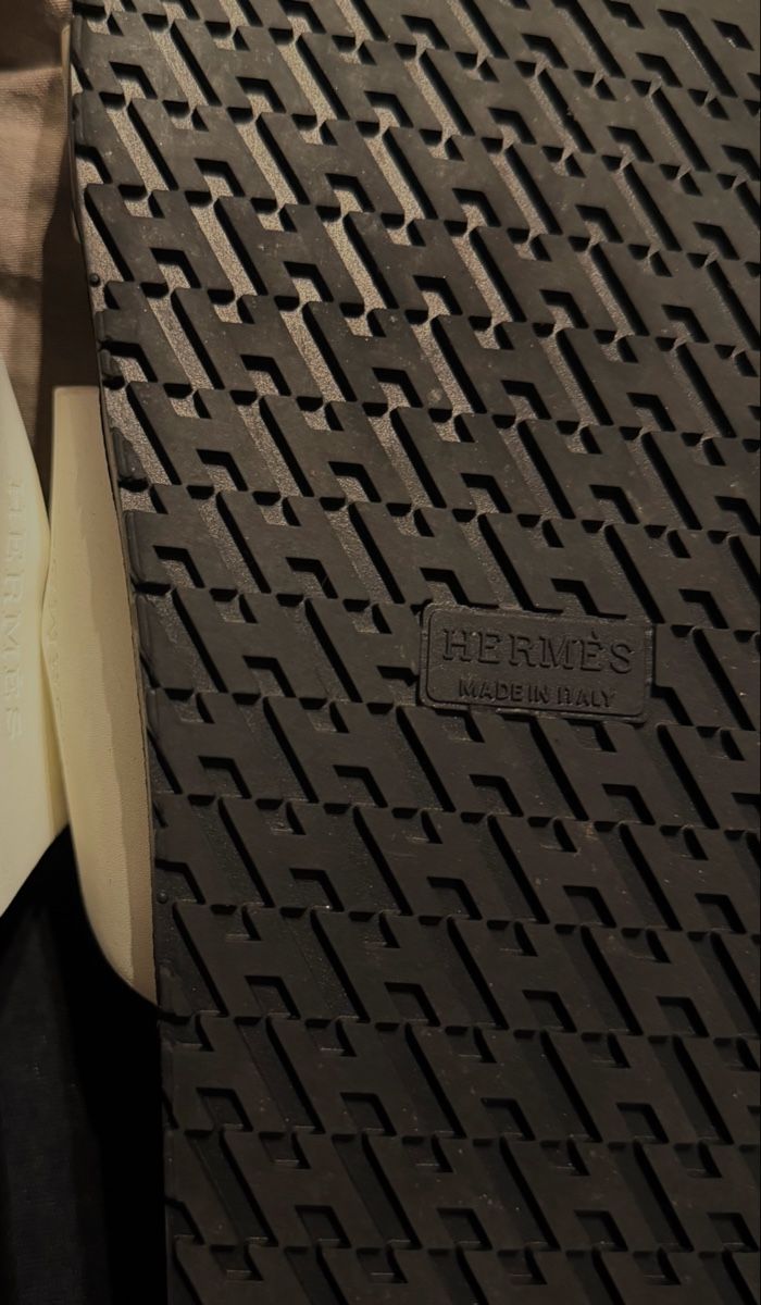 Herrenschuhe: Hermès Chypre Sandalen – Neu und originalverpackt aus Tennwil von Zaylaaa 1