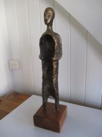 Skulptur Plastik  Mann mit offenem Körper Eisen / Bronze