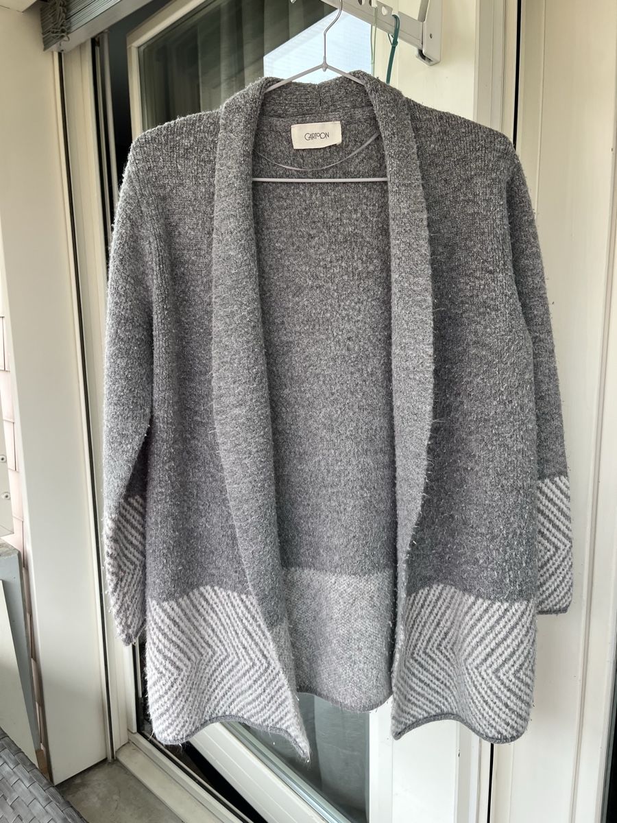 Giacche: Strickjacke von Cartoon  – Usato da Neuenhof venduto da Ivita