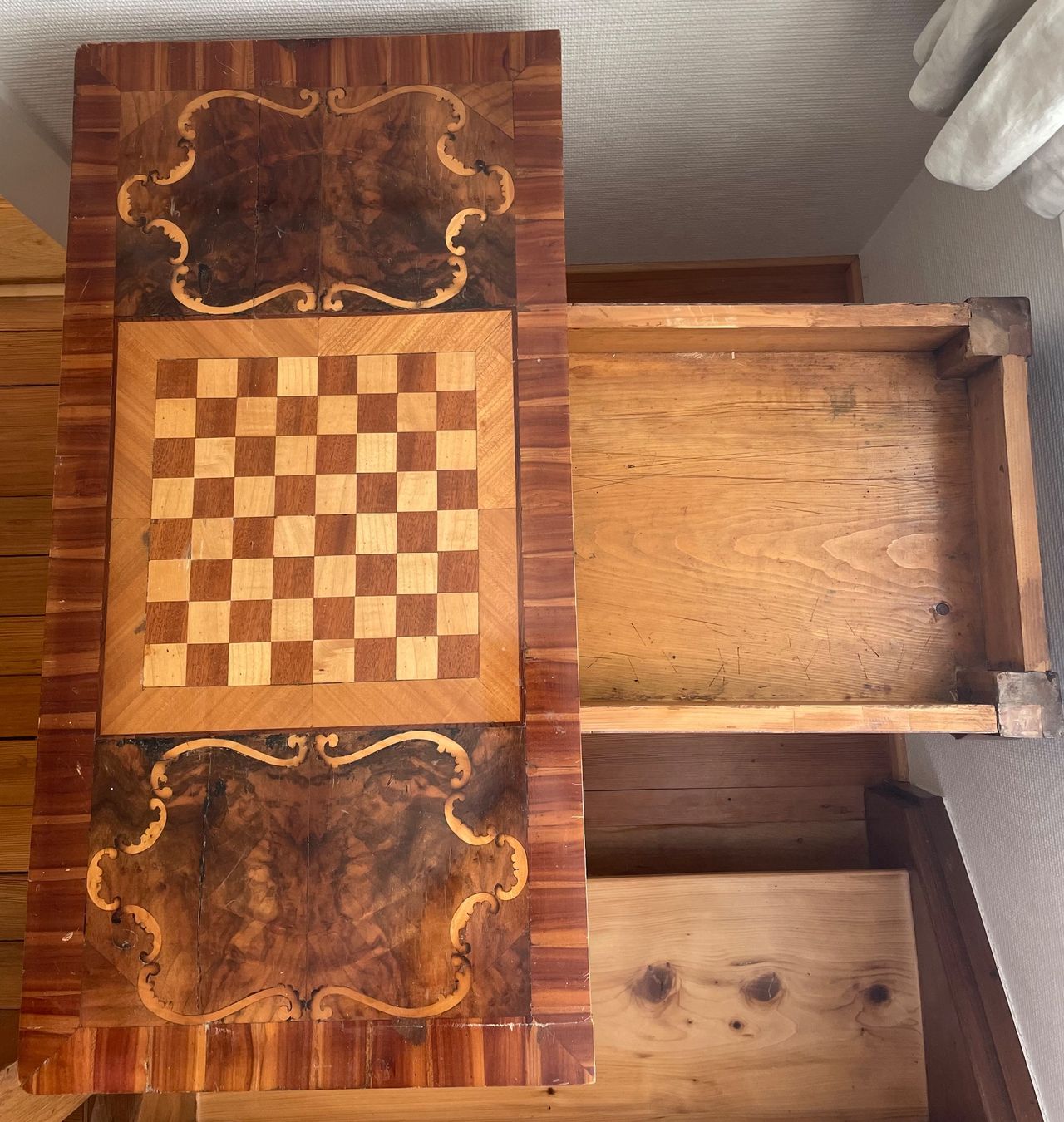 Tavoli: antiker Spieltisch im Barockstil – Usato da Aarau venduto da sim_j7ls 2