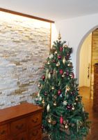 Künstlicher Weihnachtsbaum + Schmuck  + integrierte Kerzen !