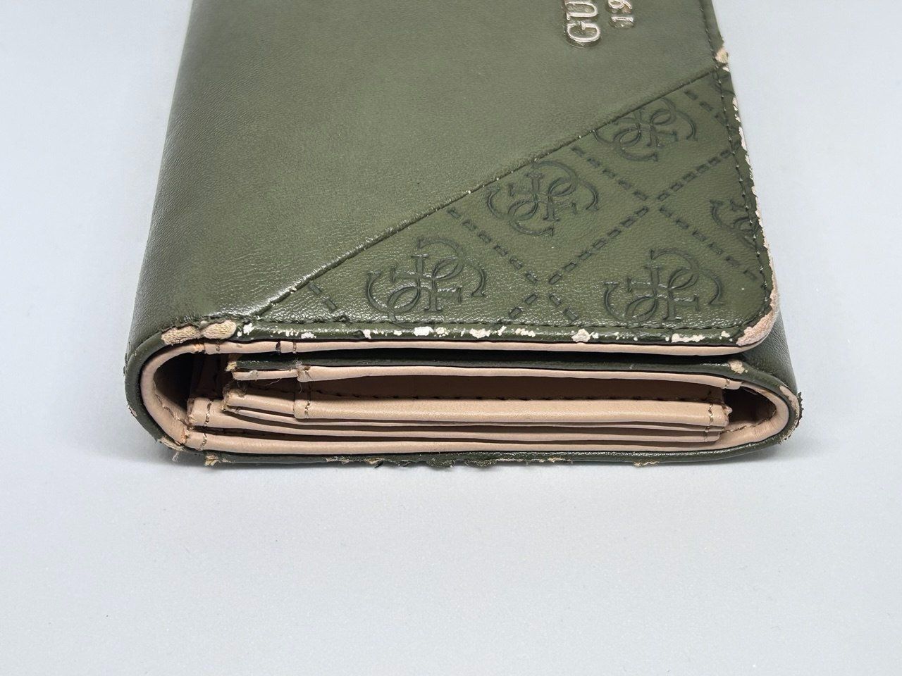 Guess Portamonete: Olive Green Guess Wallet – Usato da Giubiasco venduto da LorisVale 2