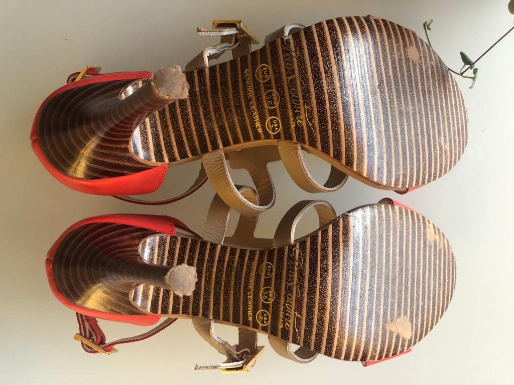 Scarpe da donna: Chaussures – Usato da Neuchâtel venduto da Stwatch 4