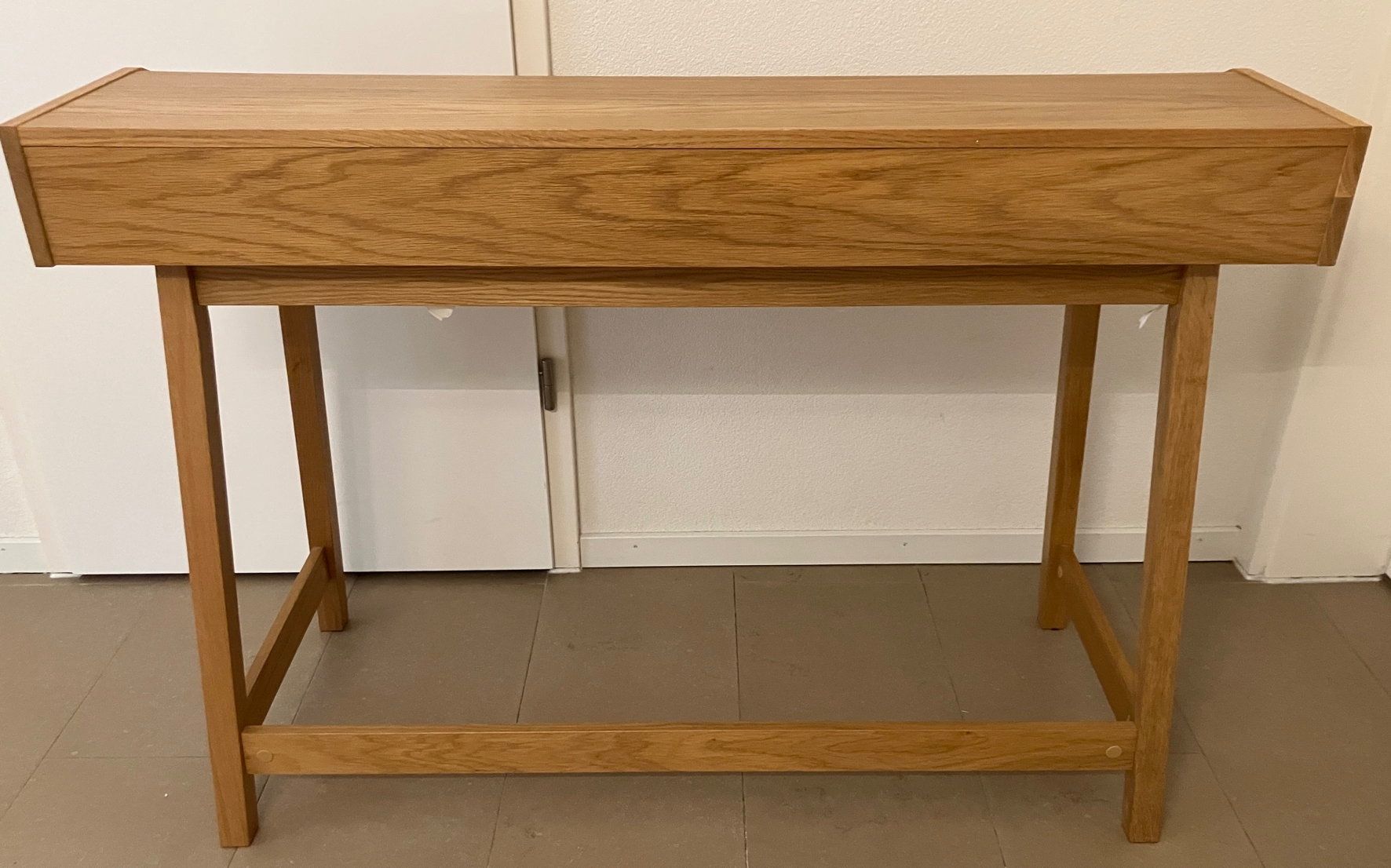 Interio Scrivanie: Bureau avec plateau coulissant – Usato da Fribourg venduto da lag02 5