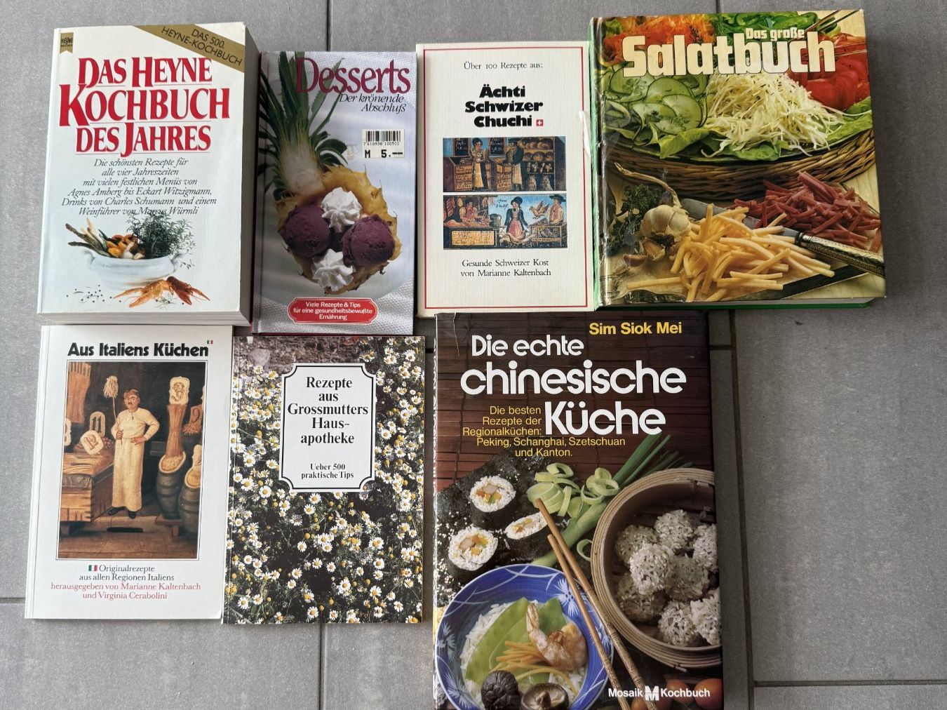 Livres: Kochbücher - 14 Bücher – D'occasion à Fällanden par Roli12 1