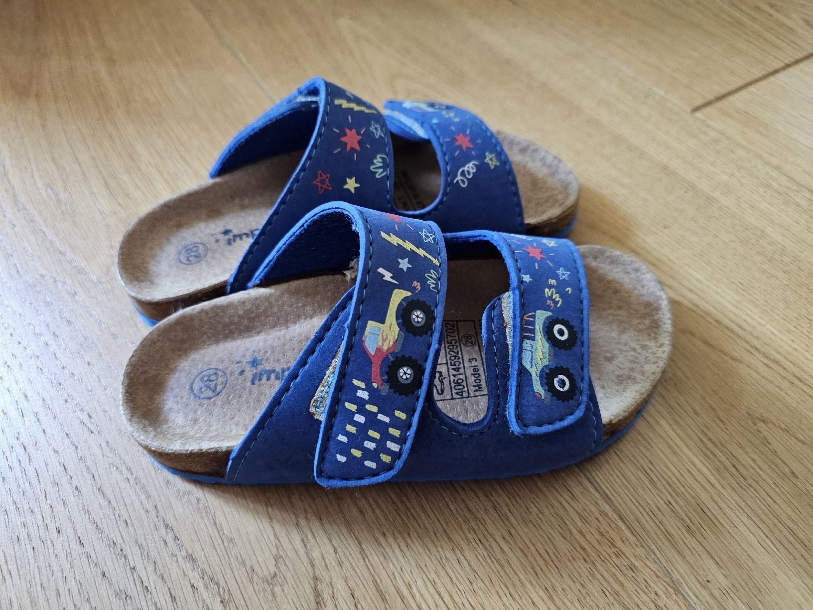 Scarpe per ragazzi: Hausschuh – Usato da Basel venduto da vel_w2tr 1