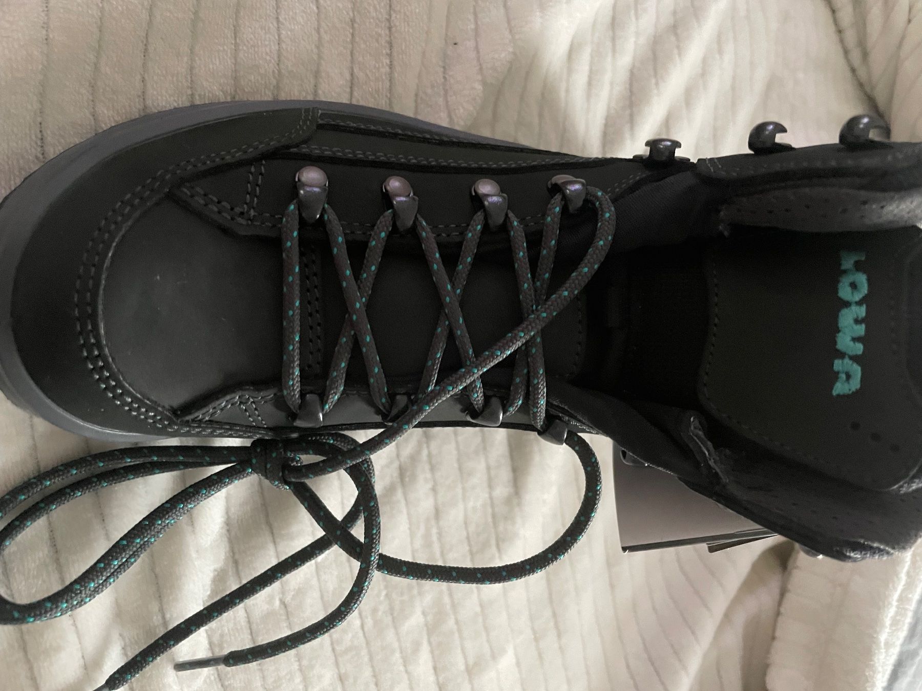 Lowa Scarpe da donna: Lowa Wanderschuhe Goretex – Nuovo (secondo la descrizione) da Flüelen venduto da AU10 1