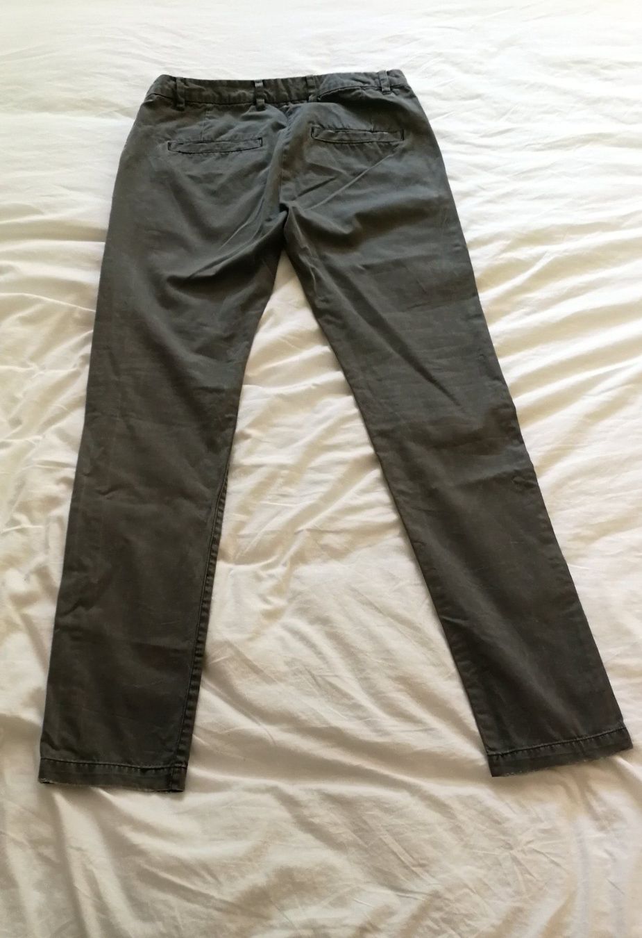 H&M Pantaloni: Pantalon H&M SLIM FIT Taille: 30 – Usato da Nyon venduto da Brainoff 1