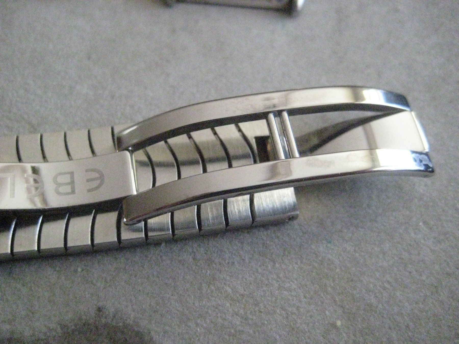 Ebel Orologi: E B E L  teilweise demontiert / Band – Difettoso da Menziken venduto da erw_c87m 7