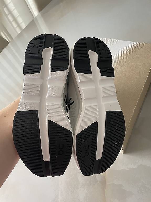 Chaussures hommes: On Cloudzone – D'occasion à Rupperswil par mku92 2