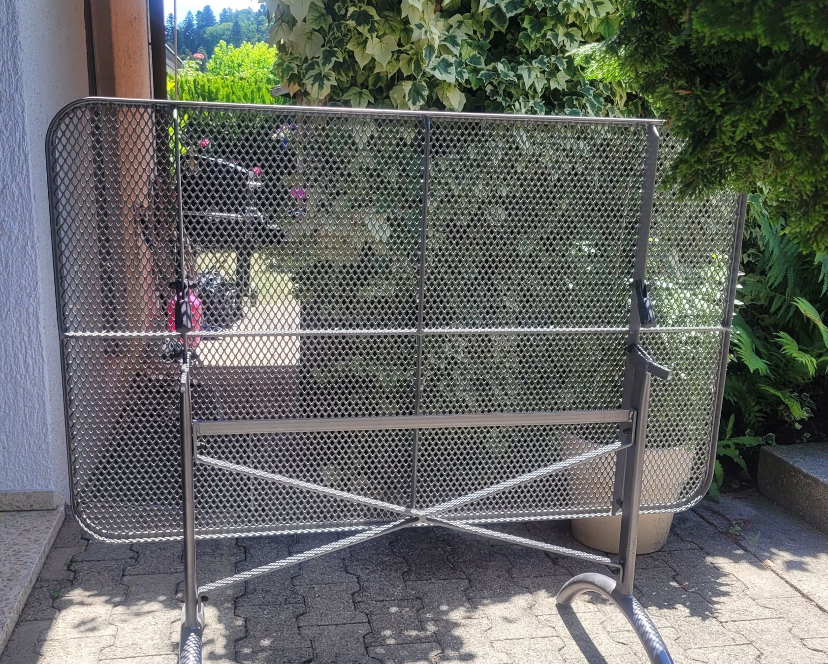 Tischset: Garden Table and Chairs Set Metal Grey Foldable – Gebraucht aus Killwangen von bmy_5rtt 4