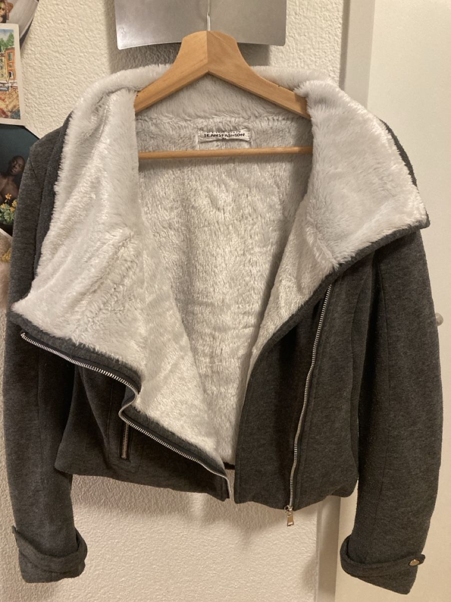 Jacken: Jacke – Gebraucht aus Urtenen-Schönbühl von alessibas 1