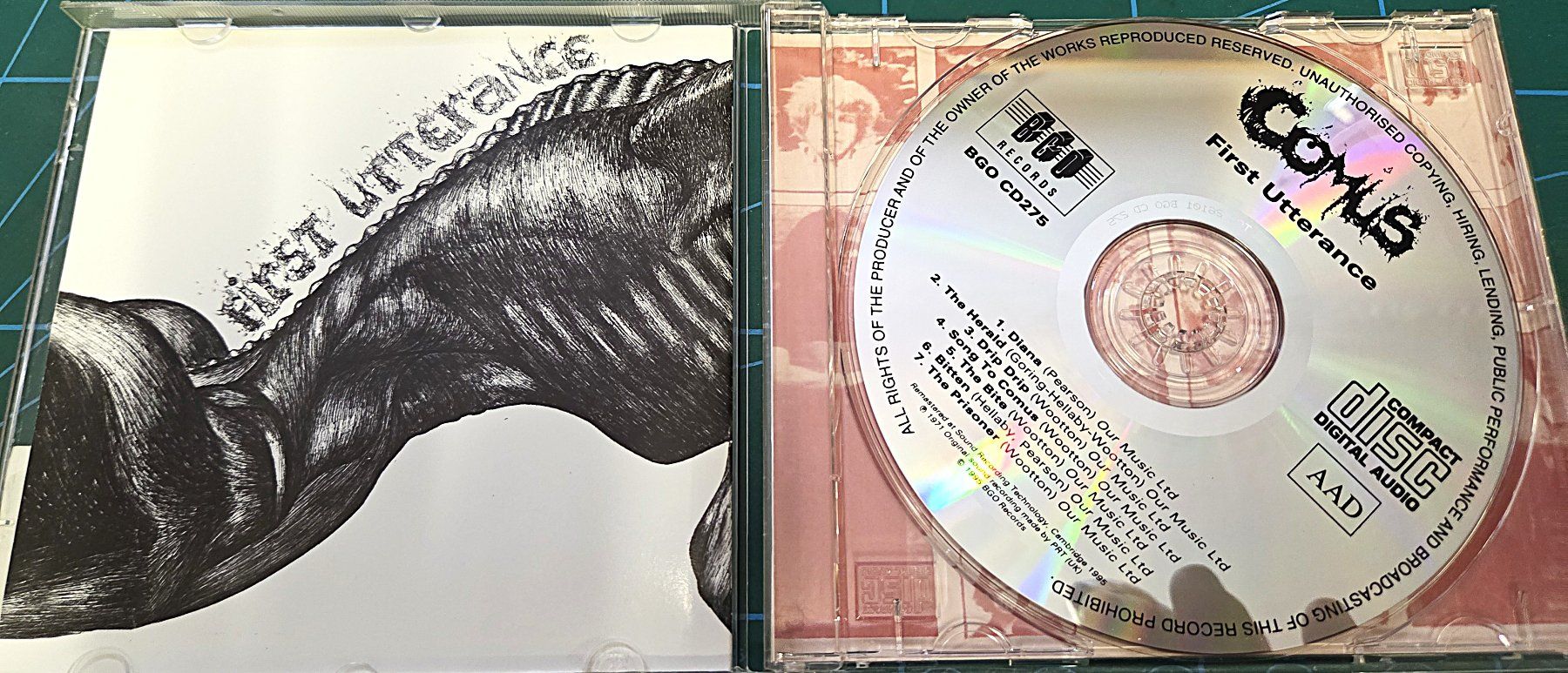 CDs: COMUS - First Utterance - Neuwertig - bahnbrechendes Album – Neuf (Voir description) à Biberist par Beaver58 1