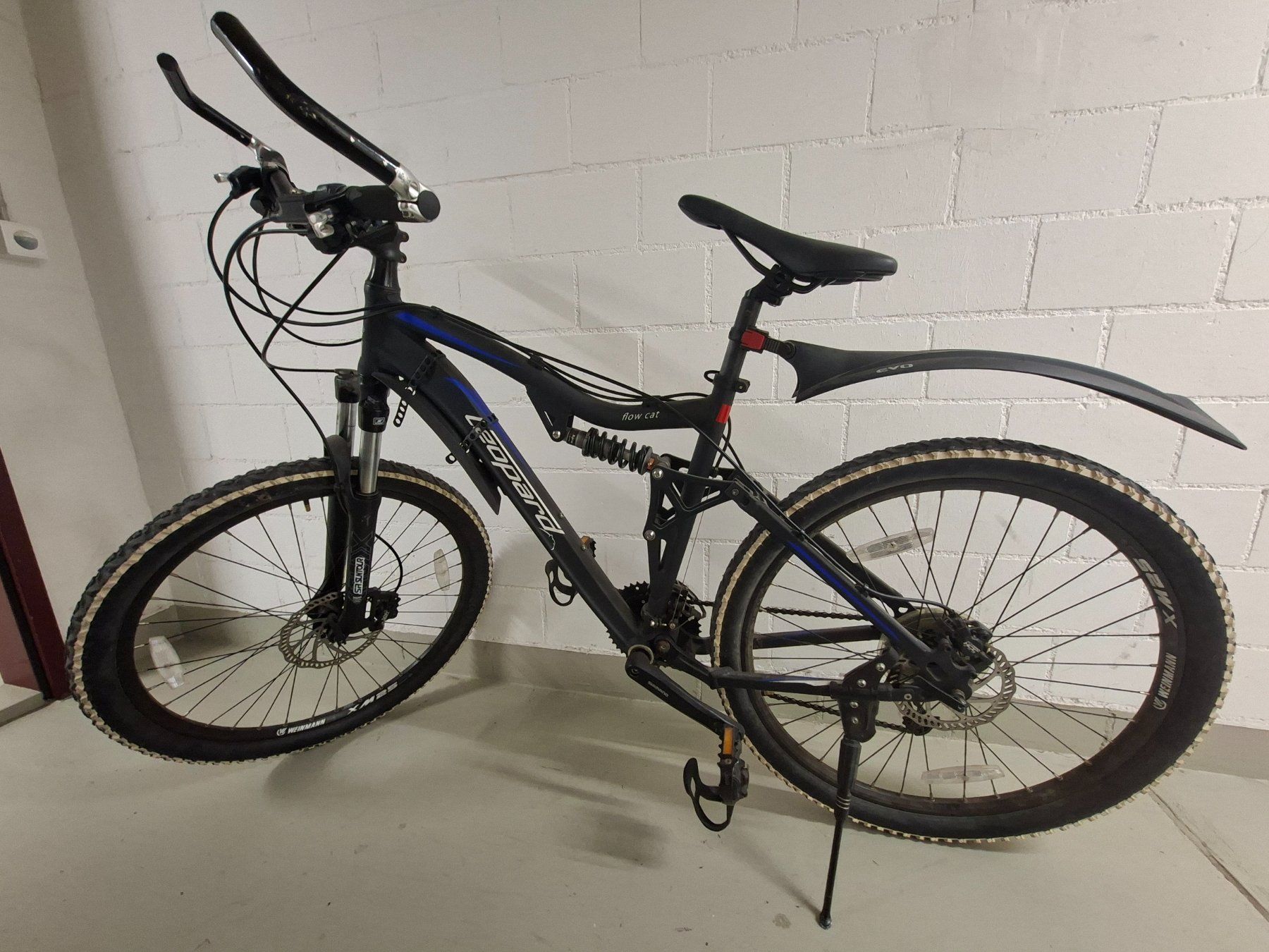 Leopard Velos: Mountainbike Leopard Flow Cat Fullysuspension – Gebraucht aus Bassersdorf von Panthera88