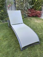 Zwei Liegestühle, Aluminium, Modell Leon