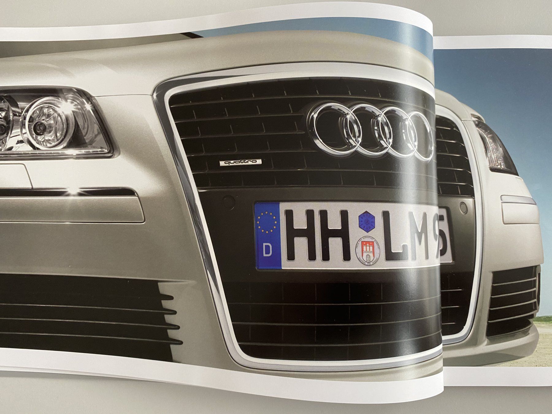 Riviste & Magazine: Audi A8 Magazin (04.2006) – Usato da Alpnach-Dorf venduto da Hess-Automobile 1
